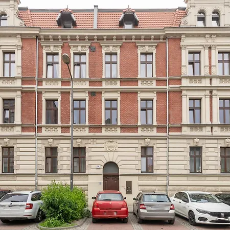 Viktoria Charming By Bookinghost Apartment *