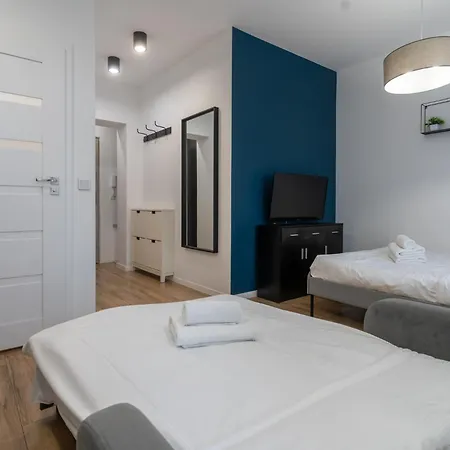 Viktoria Charming By Bookinghost Kattowitz