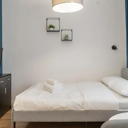 Viktoria Charming By Bookinghost * Kattowitz