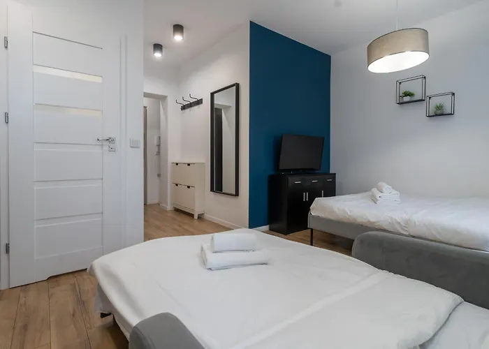 Viktoria Charming By Bookinghost קטוביץ