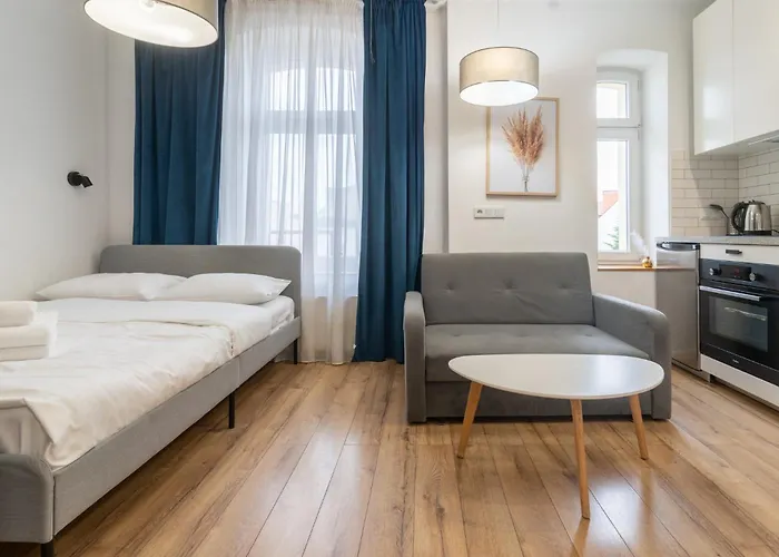 Viktoria Charming By Bookinghost דירה קטוביץ